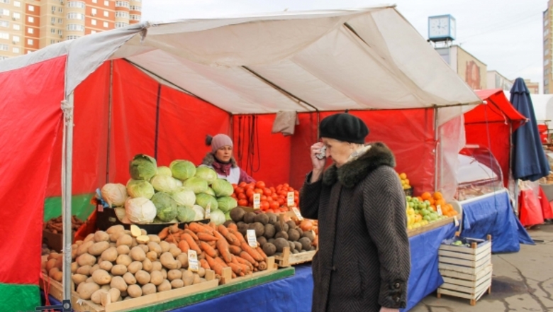 Кто и чем торгует в овощных палатках